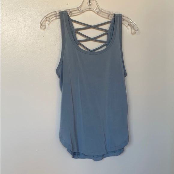 Strappy workout tank - Picture 2 of 2